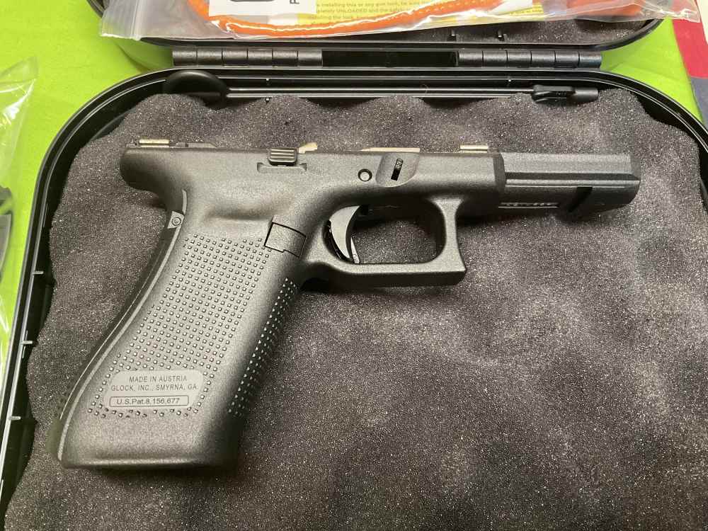 Hard to find - Glock 17 Gen V Complete Lower Receiver Frame - Brand New-img-4