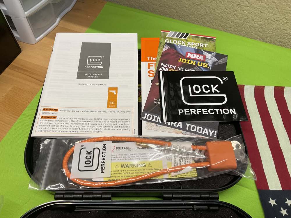 Hard to find - Glock 17 Gen V Complete Lower Receiver Frame - Brand New-img-2