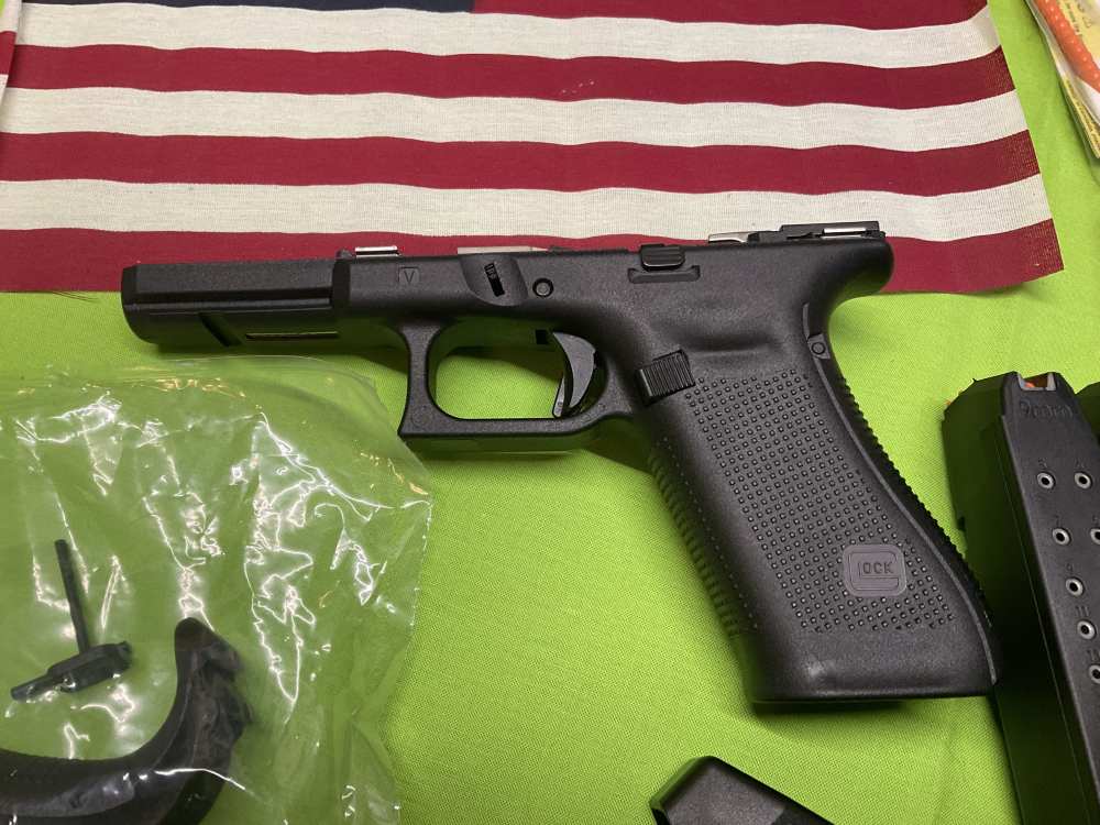 Hard to find - Glock 17 Gen V Complete Lower Receiver Frame - Brand New-img-9
