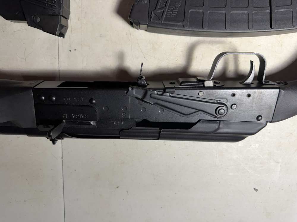 Saiga 12  12 gauge  izhmash with extras -img-11