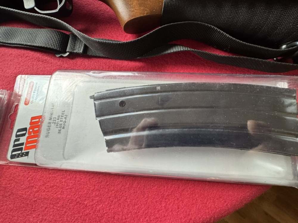 Ruger Mini 14 1982 - Near New-img-11