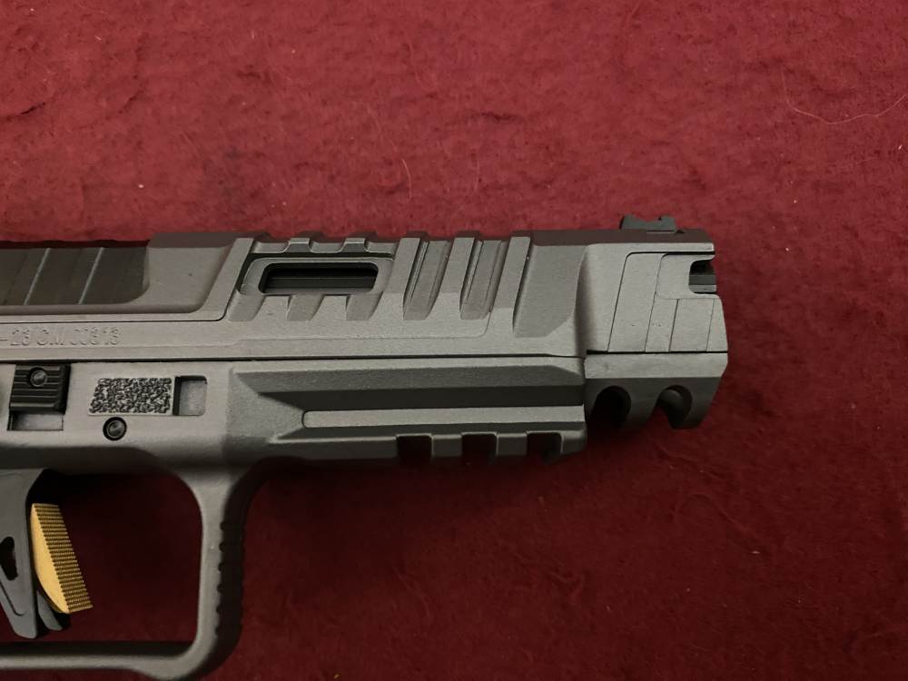 New Canik SFX Rival 9mm Grey, yellow accents, Optics Ready 18rd 5", 2 mags -img-14