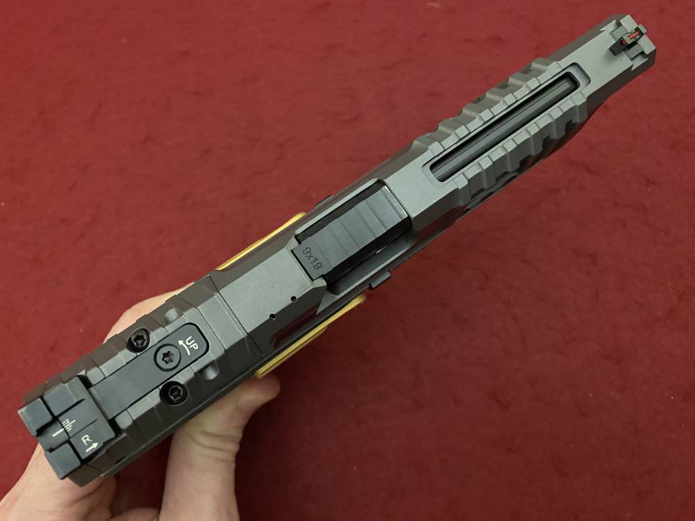 New Canik SFX Rival 9mm Grey, yellow accents, Optics Ready 18rd 5", 2 mags -img-9