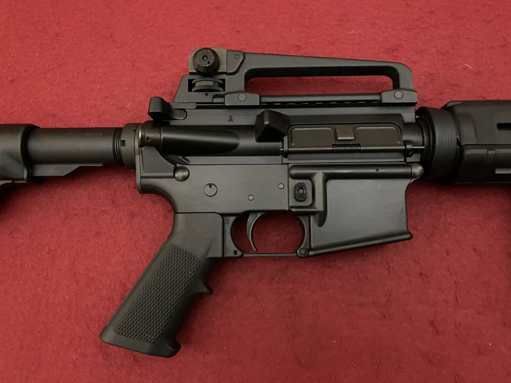 Excellent Anderson AR-15 16" 5.56, A2 front sight, A3 upper, carry handle-img-6