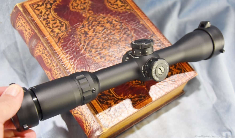 Accufire EVRO 12 FFP 3-12x44 Hunting Scope First Focal Plan Mil Reticle NIB-img-30