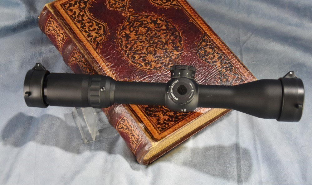 Accufire EVRO 12 FFP 3-12x44 Hunting Scope First Focal Plan Mil Reticle NIB-img-35