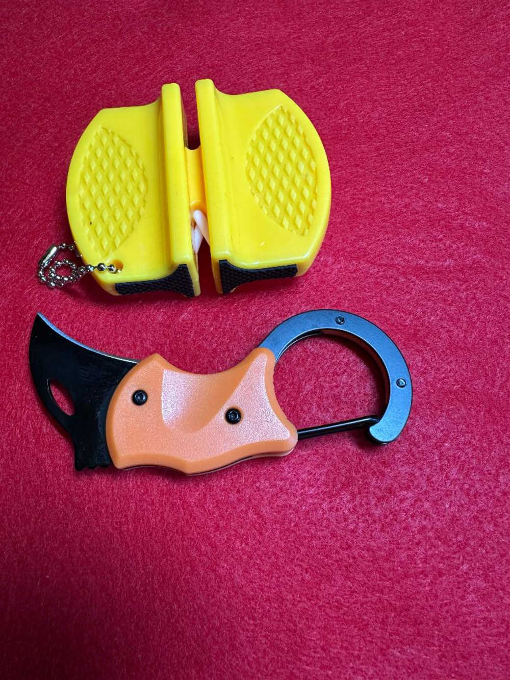 Raven Claw With Sharpener-img-0