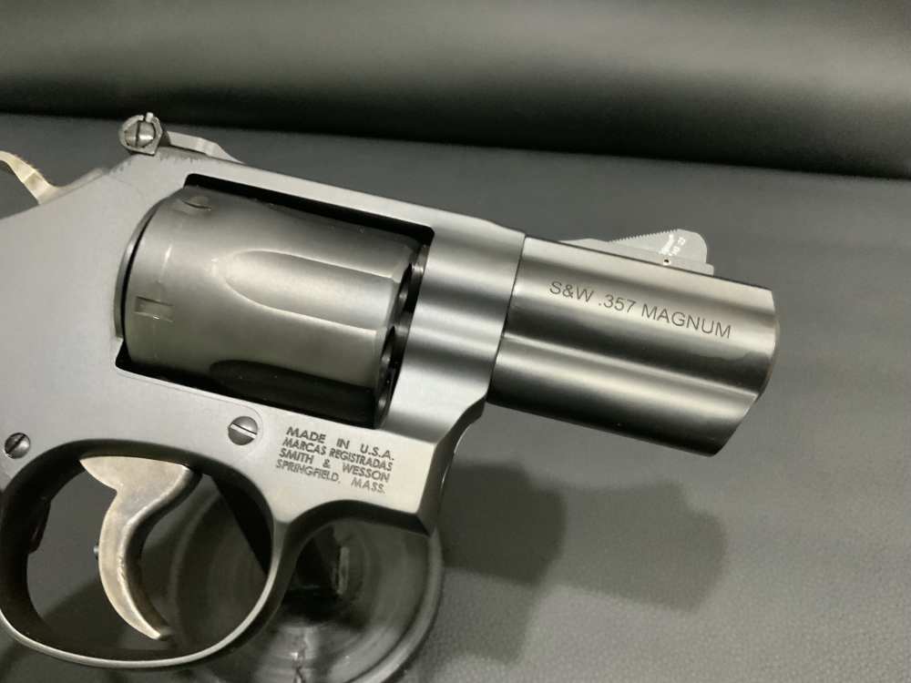 Smith & Wesson 19 Carry Comp 357 Mag 2.5" NEW 13323-img-5