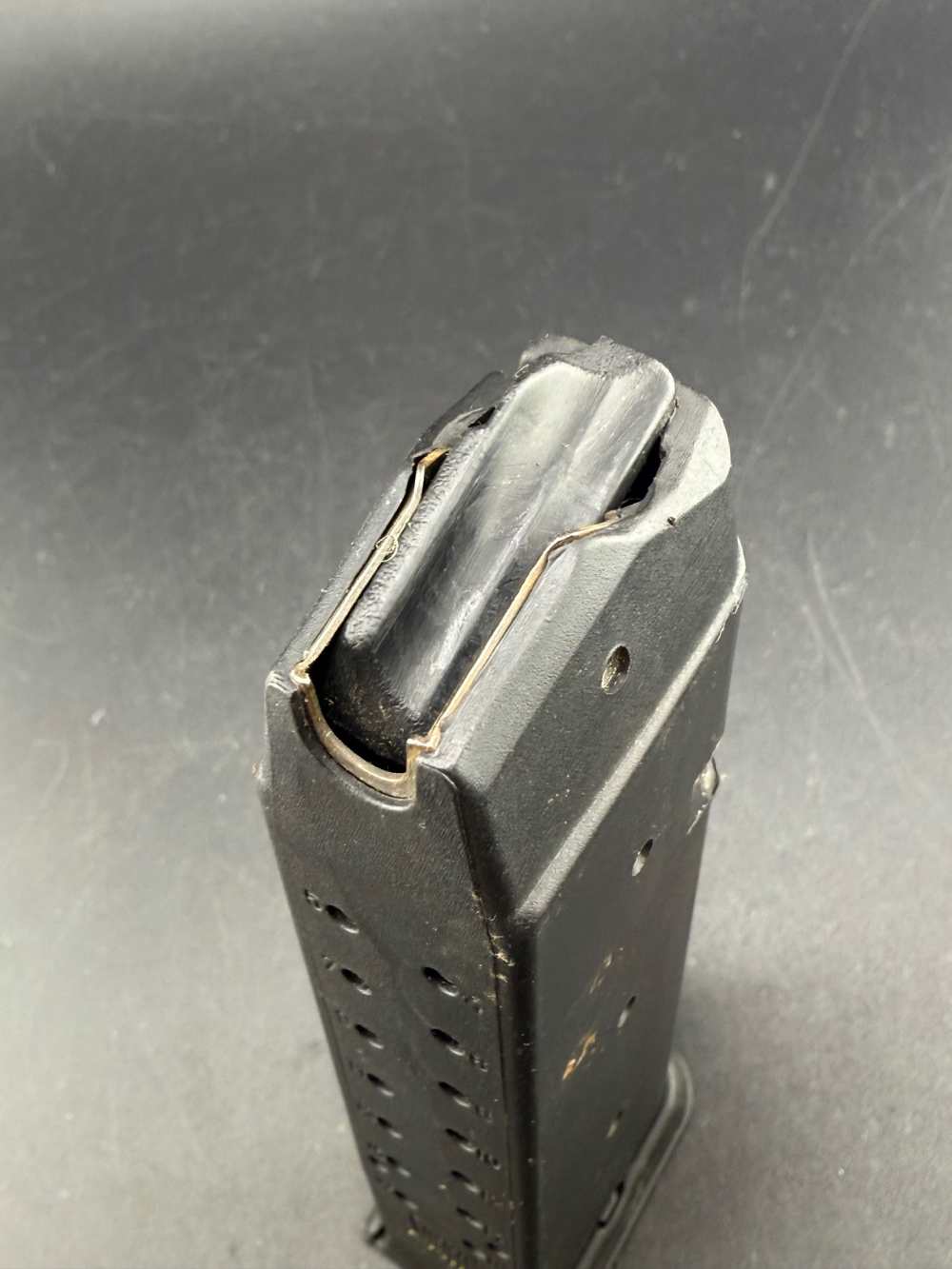 Original Early Gen 1 Glock 17 U Notch 17 Round 9mm Factory Magazine -img-4