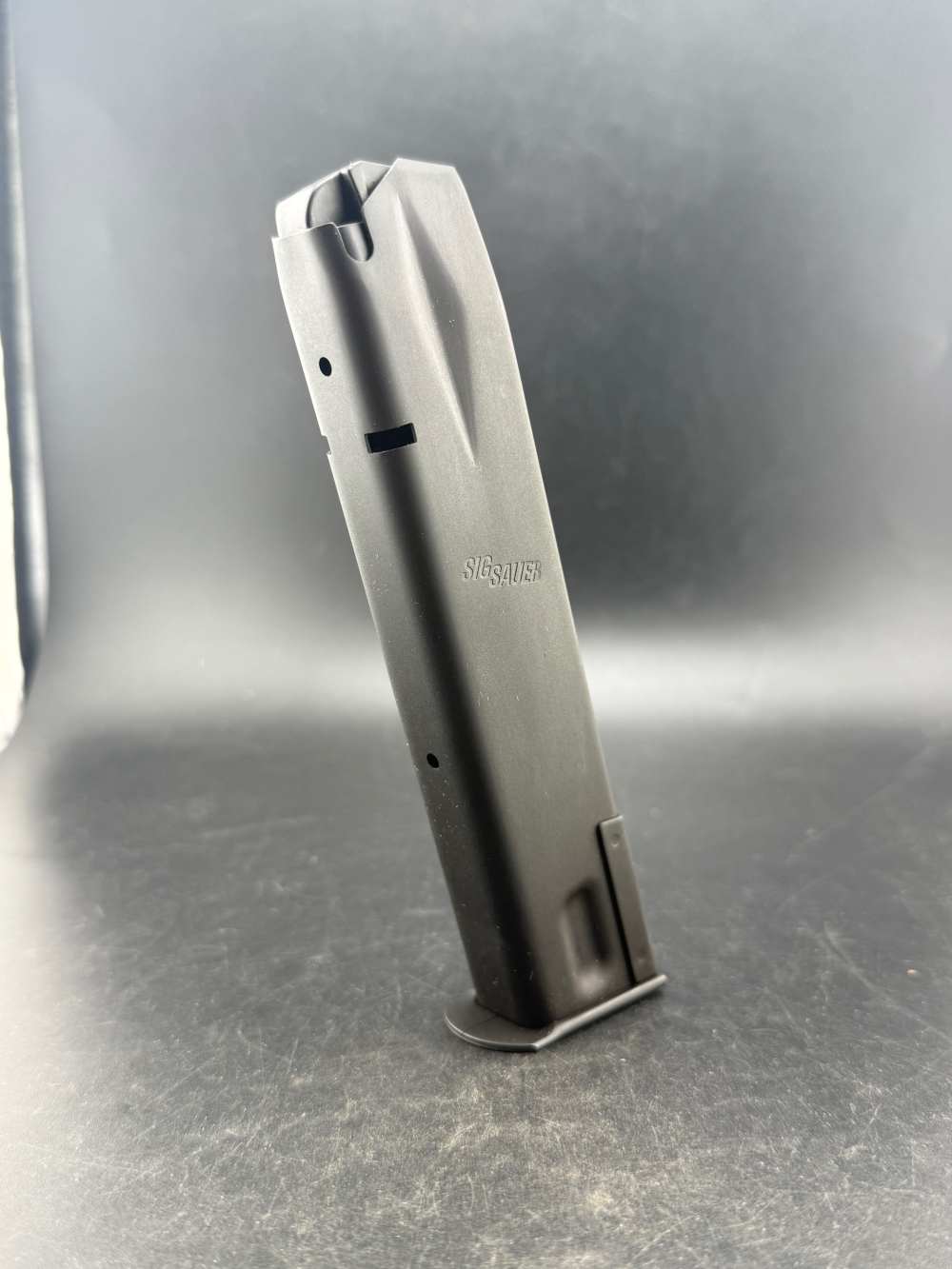 Scarce Pre-Ban Sig P226 SWAT 20rd Factory Magazine Navy Special Ops MK25-img-0