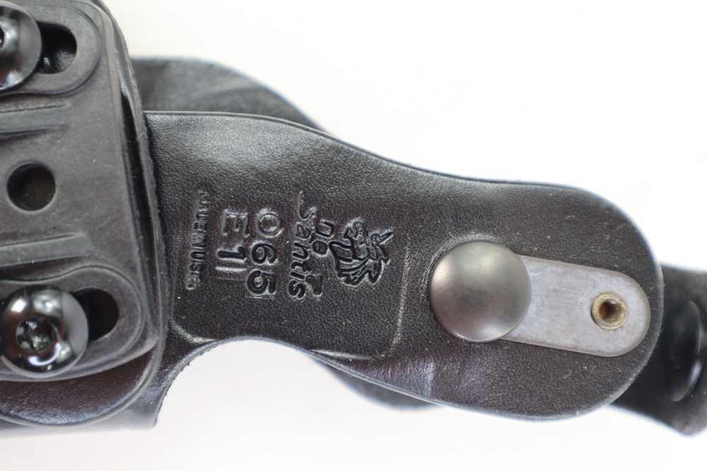 New Old Stock DeSantis Viper Left Handed Holster for Glock 26 27 and 33-img-10