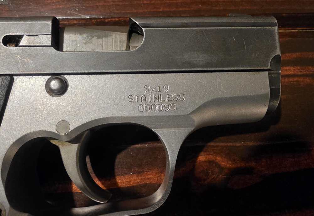 Kahr MK9 Two tone 9mm luger pistol w/ 1 magazine-img-2