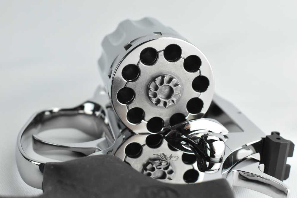 .22 LR Colt King Cobra w/ Polished Bright Stainless Finish KCOBRA22-SP4RFO-img-14