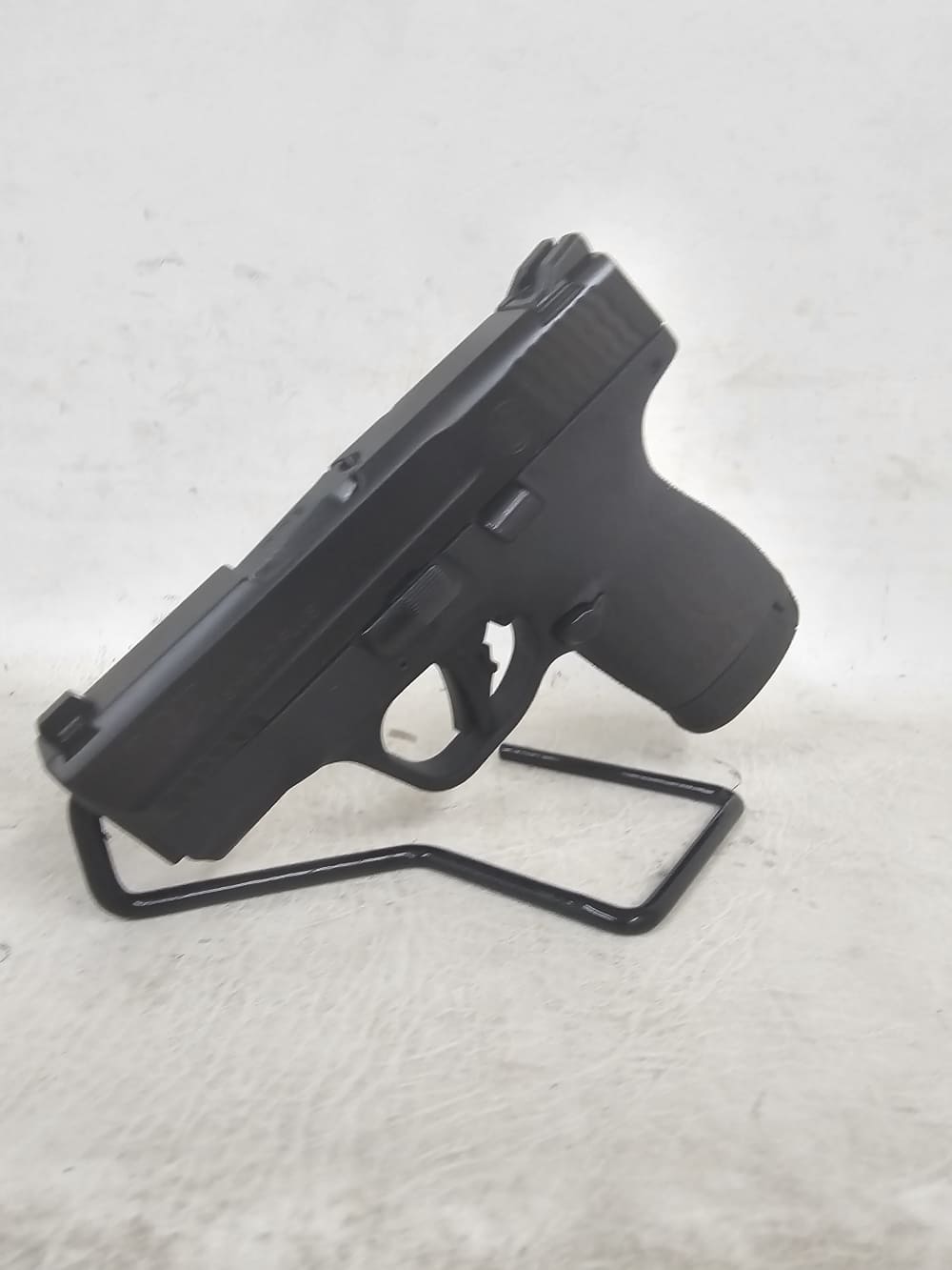 Smith and Wesson M&P 9 Shield plus-img-2