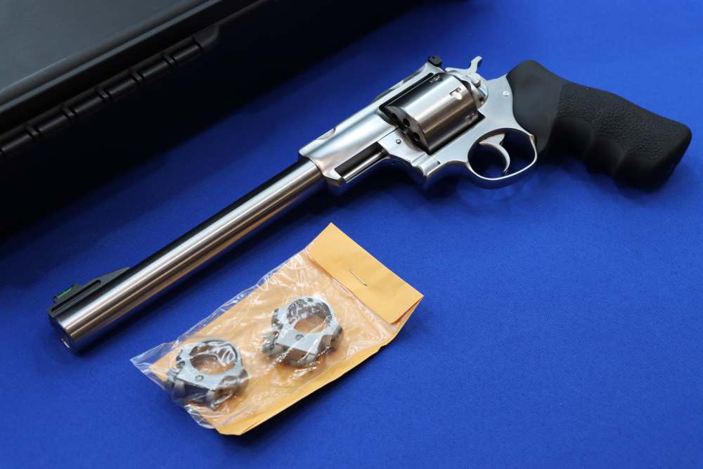 Ruger SUPER REDHAWK Revolver 22 HORNET 9.5" Stainless 8RD w/ Rings 05526 DA-img-26