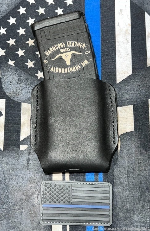 AR15 "AMBI" Mag Pouch w Belt Clip-img-1