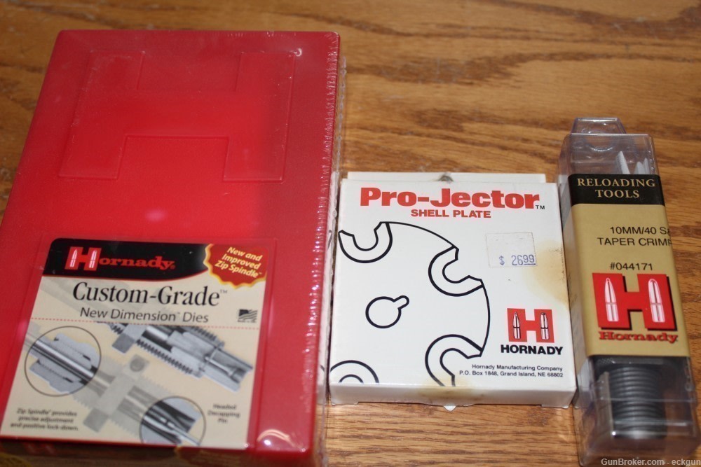 Hornady 10mm titanium die set w/ Porjector shell plate & taper crimp di NEW-img-0