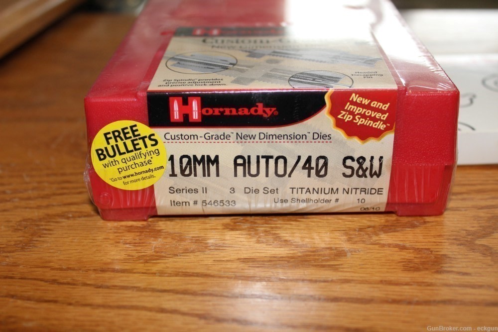 Hornady 10mm titanium die set w/ Porjector shell plate & taper crimp di NEW-img-1