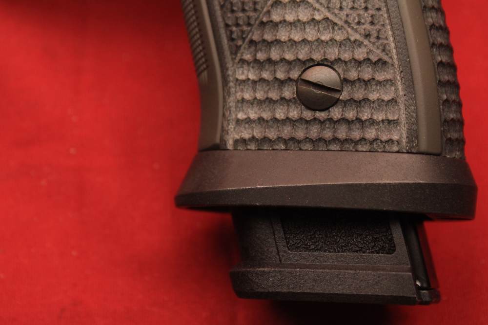 USED Sig Sauer P320 Legion 9 MM 3.9" barrel W/ light, box & (3) magazines-img-6