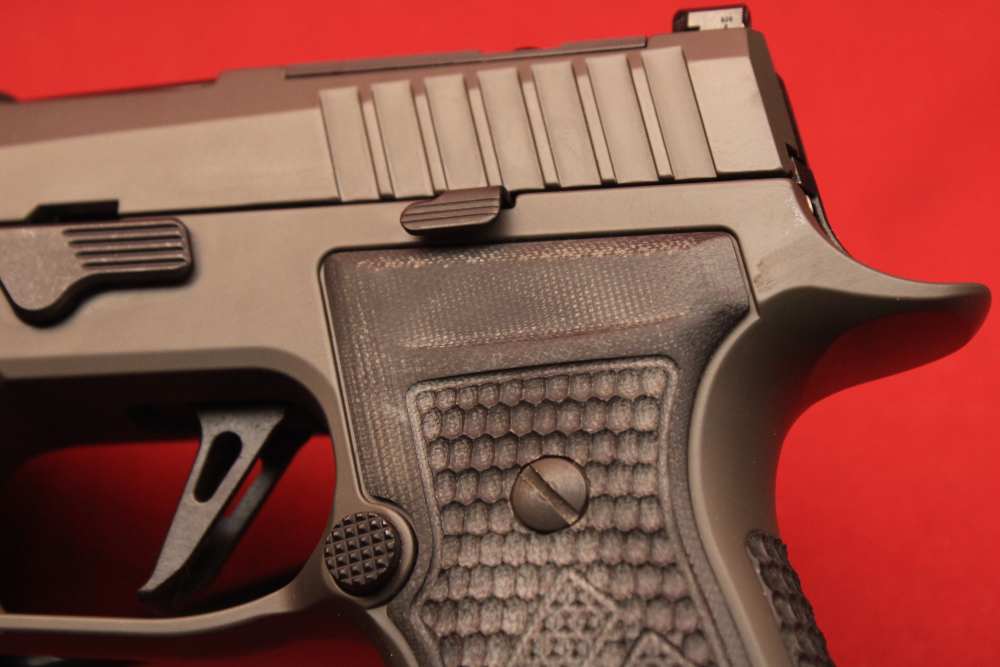 USED Sig Sauer P320 Legion 9 MM 3.9" barrel W/ light, box & (3) magazines-img-8