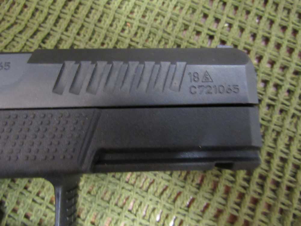 CZ P-10 C 9mm Luger Compact Striker-Fired, 4.02", Black,  2x 17 RD mag-img-8