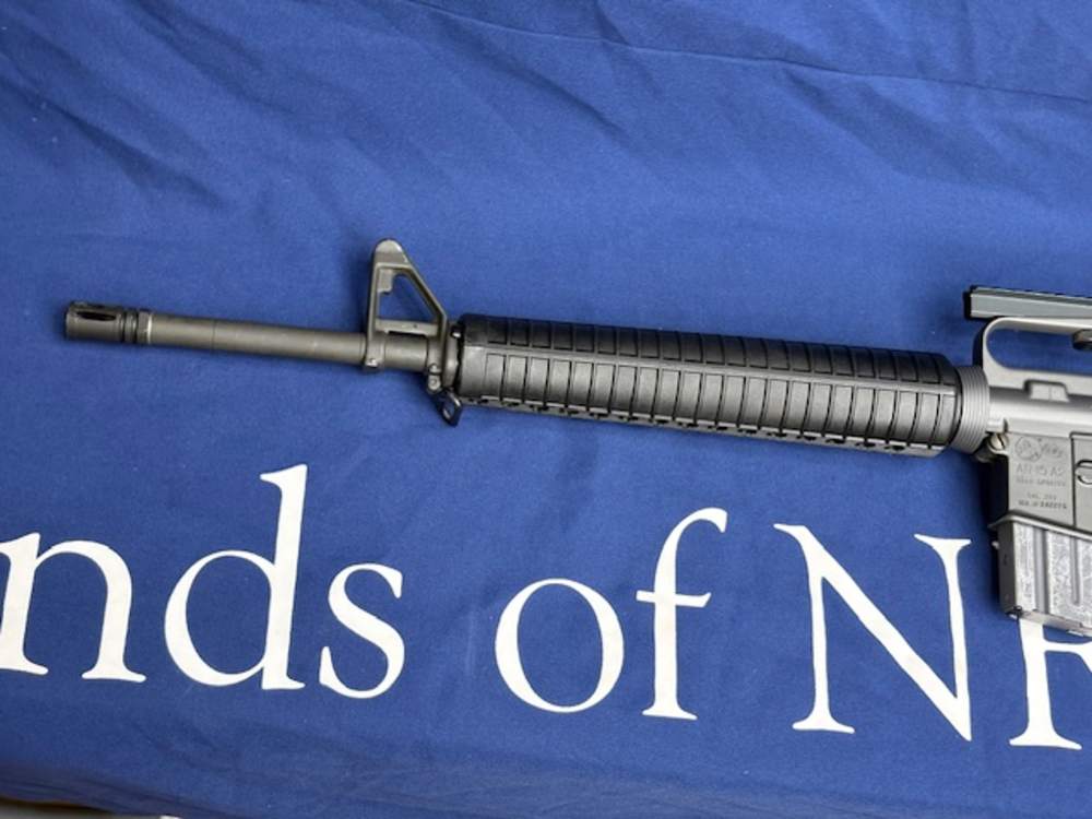 Colt AR15-A2 HBAR  Sporter  SP serial number original like new.-img-5