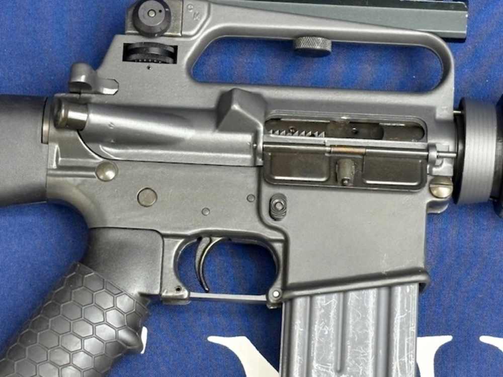 Colt AR15-A2 HBAR  Sporter  SP serial number original like new.-img-6
