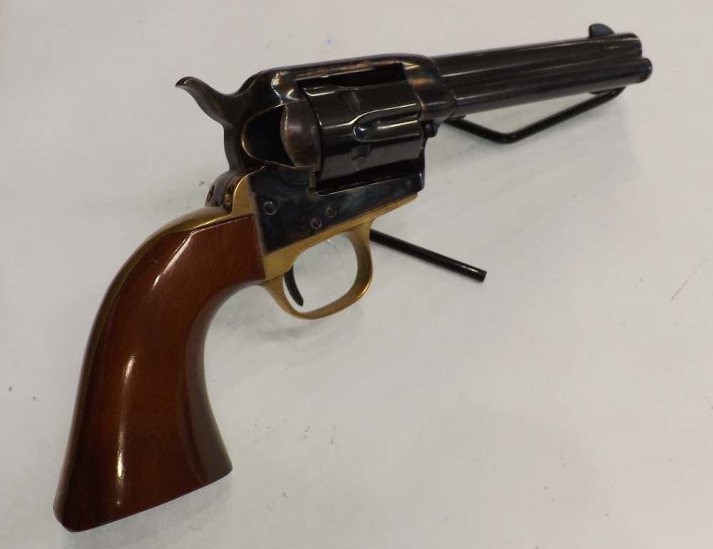UBERTI 1873 CATTLEMAN 22LR-img-0