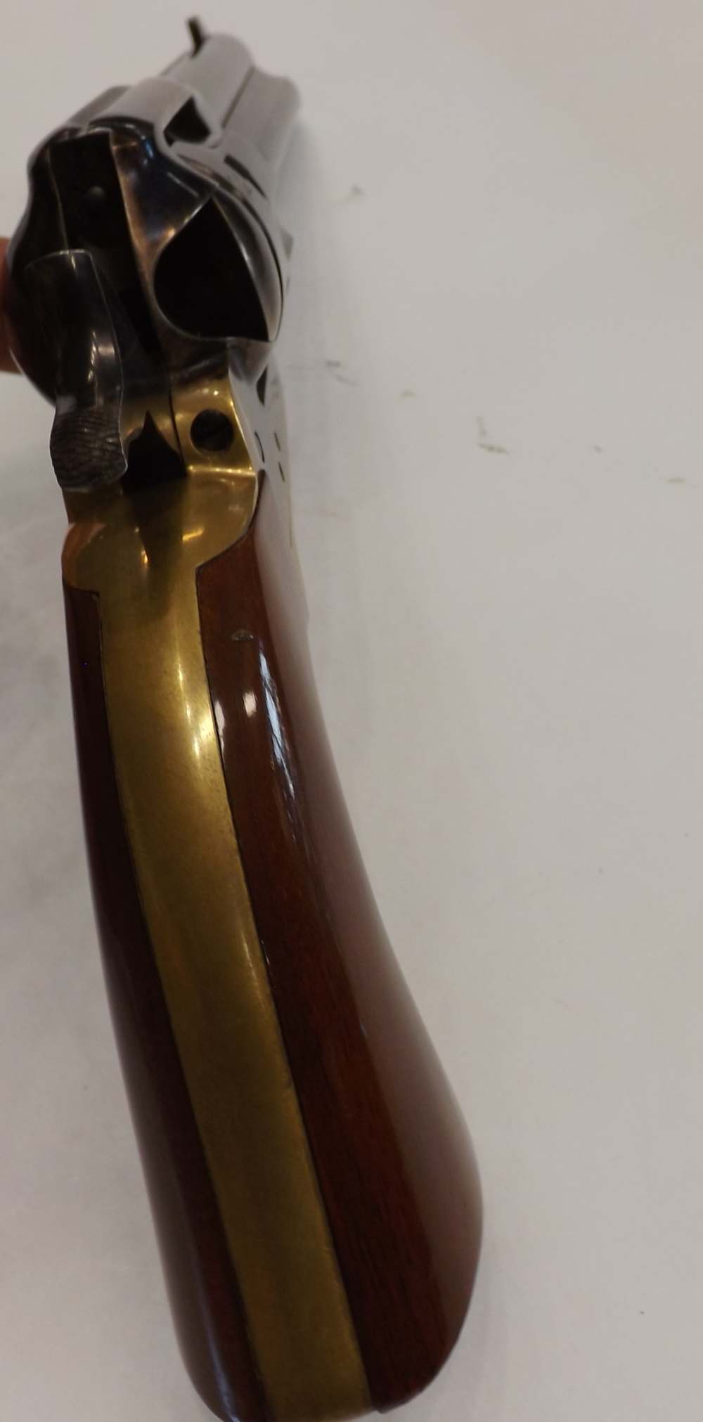 UBERTI 1873 CATTLEMAN 22LR-img-3