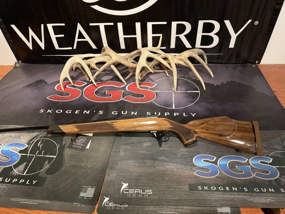 Weatherby Mark V Deluxe 300 Weatherby Serial # WY224295-img-1