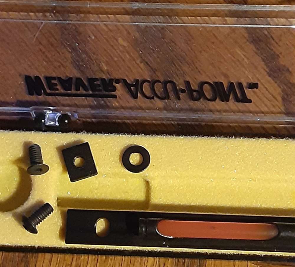 Weaver AccuPoint Steel Rib Mount Sight With hardware -img-4