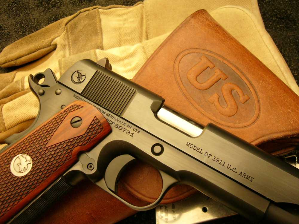 NIGHTHAWK CUSTOM GI PLUS NEW MODEL SASS 1911 GOV'T .45 U.S. ARMY BAKELITE -img-2