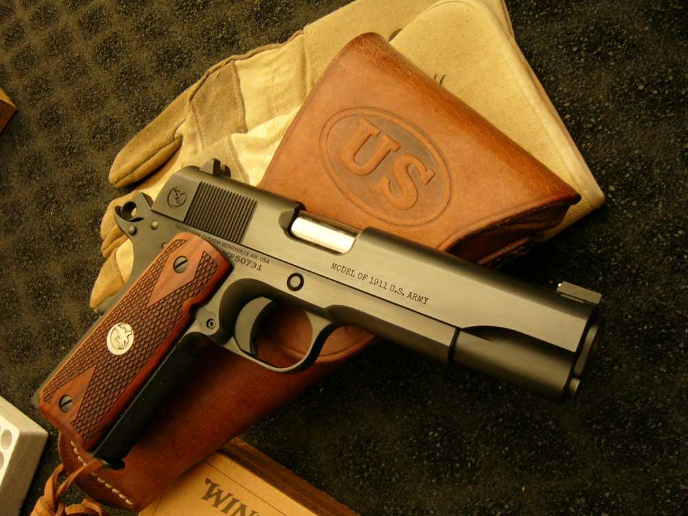 NIGHTHAWK CUSTOM GI PLUS NEW MODEL SASS 1911 GOV'T .45 U.S. ARMY BAKELITE -img-5