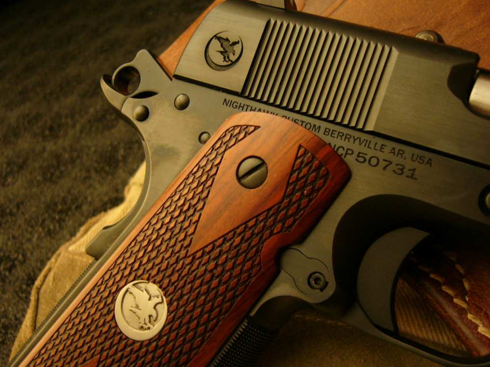 NIGHTHAWK CUSTOM GI PLUS NEW MODEL SASS 1911 GOV'T .45 U.S. ARMY BAKELITE -img-11