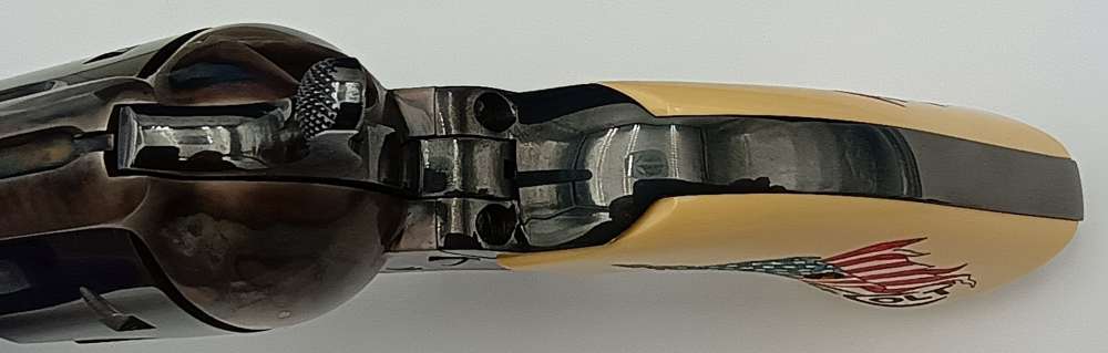 Colt Single Action Army (SAA) .45 Colt 7.5 barrel LNIB MFD 2004-img-9