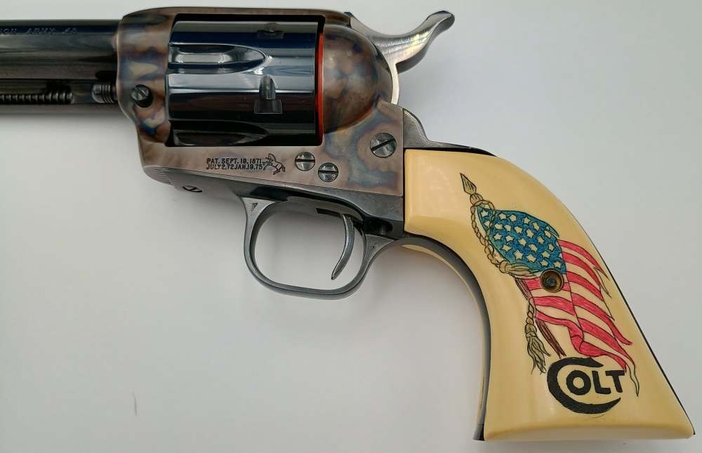 Colt Single Action Army (SAA) .45 Colt 7.5 barrel LNIB MFD 2004-img-5