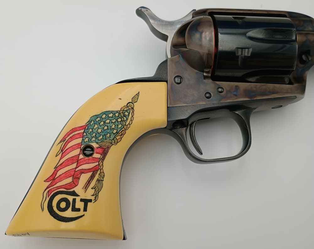 Colt Single Action Army (SAA) .45 Colt 7.5 barrel LNIB MFD 2004-img-1