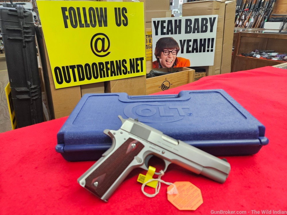 Colt's Manufacturing, Government Model, 1911 Classic, Semi-automatic, Metal-img-1
