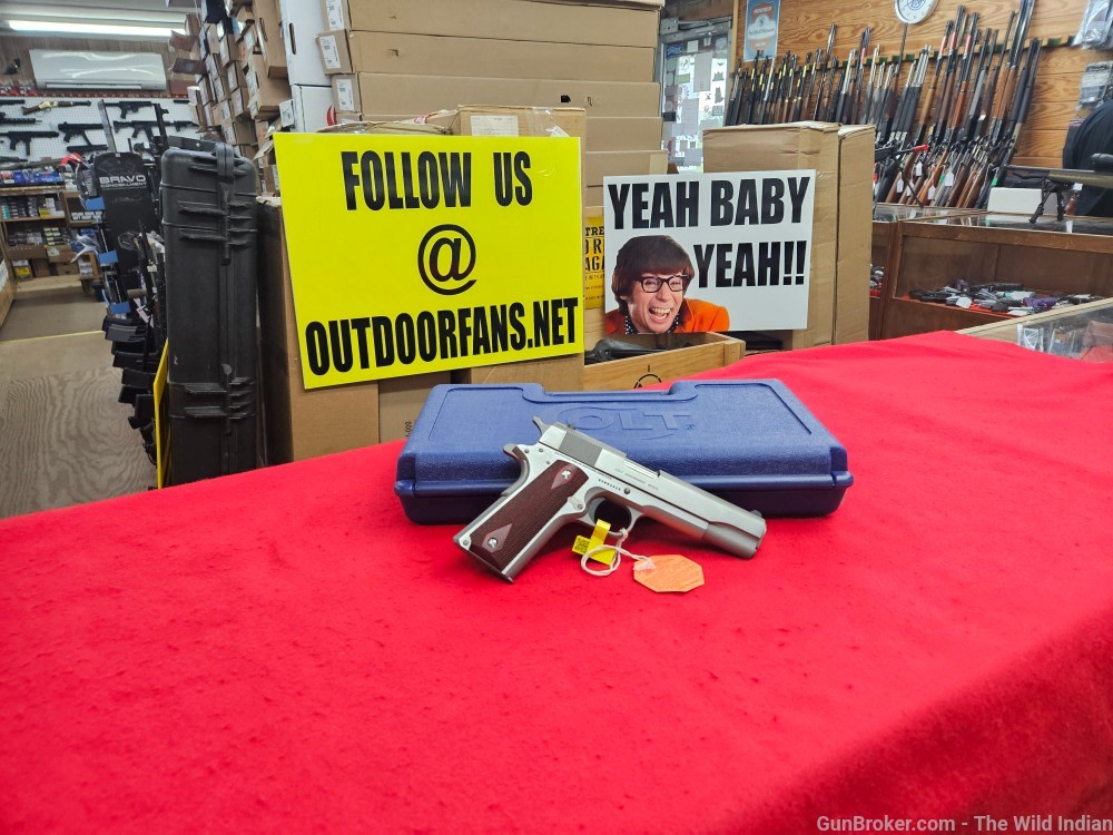 Colt's Manufacturing, Government Model, 1911 Classic, Semi-automatic, Metal-img-0