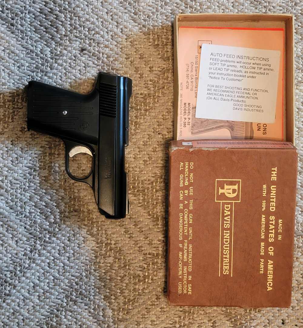 Davis 380 Black in Original Box with Papers -img-2