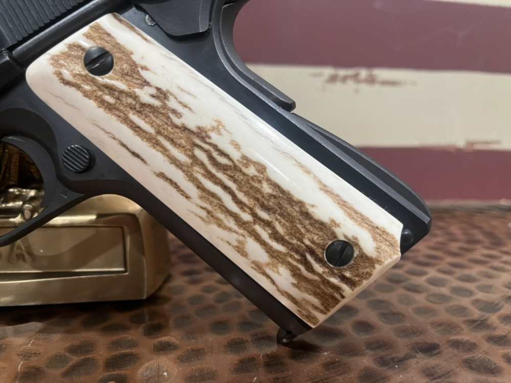 Colt MK IV SERIES 80 GOVERNMENT 1911 45 Excellent condition Stag grips-img-2
