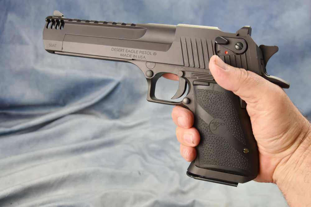 IMI Magnum Research DE Desert Eagle .50 AE 6" barrel In Tons of MOVIES -img-20