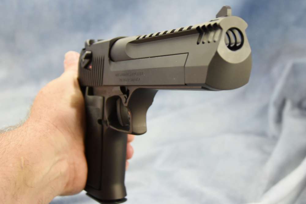 IMI Magnum Research DE Desert Eagle .50 AE 6" barrel In Tons of MOVIES -img-10