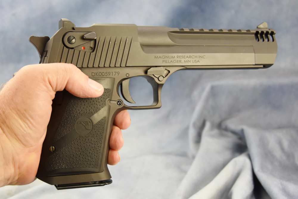 IMI Magnum Research DE Desert Eagle .50 AE 6" barrel In Tons of MOVIES -img-19