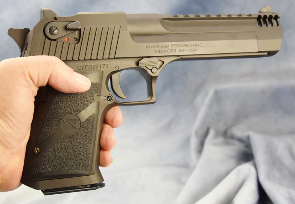 IMI Magnum Research DE Desert Eagle .50 AE 6" barrel In Tons of MOVIES -img-4