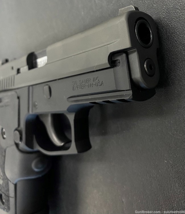Sig Sauer P229 40S&W semi auto pistol-img-5