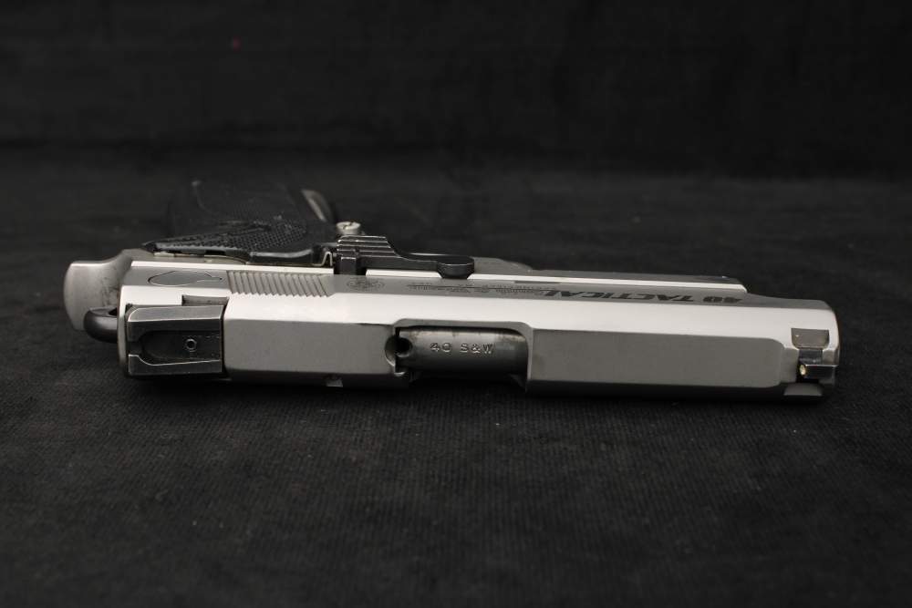 2001 Smith & Wesson 4046TSW Tactical .40 S&W Third Gen Duty DAO Pistol-img-12