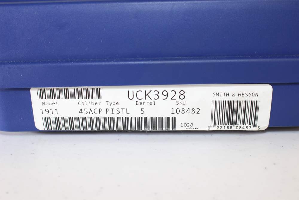 Smith & Wesson 1911 E series, .45ACP, Stainless, New in case-img-18