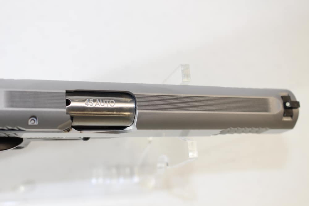 Smith & Wesson 1911 E series, .45ACP, Stainless, New in case-img-9