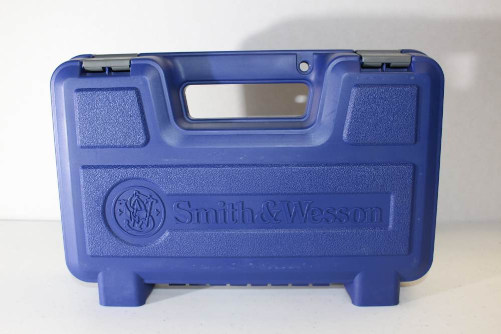 Smith & Wesson 1911 E series, .45ACP, Stainless, New in case-img-17